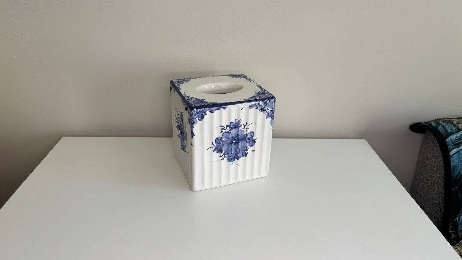 Portuguese Blue White Floral Ceramic Tissue Box Cover Painted Porcelain Bath | eBay