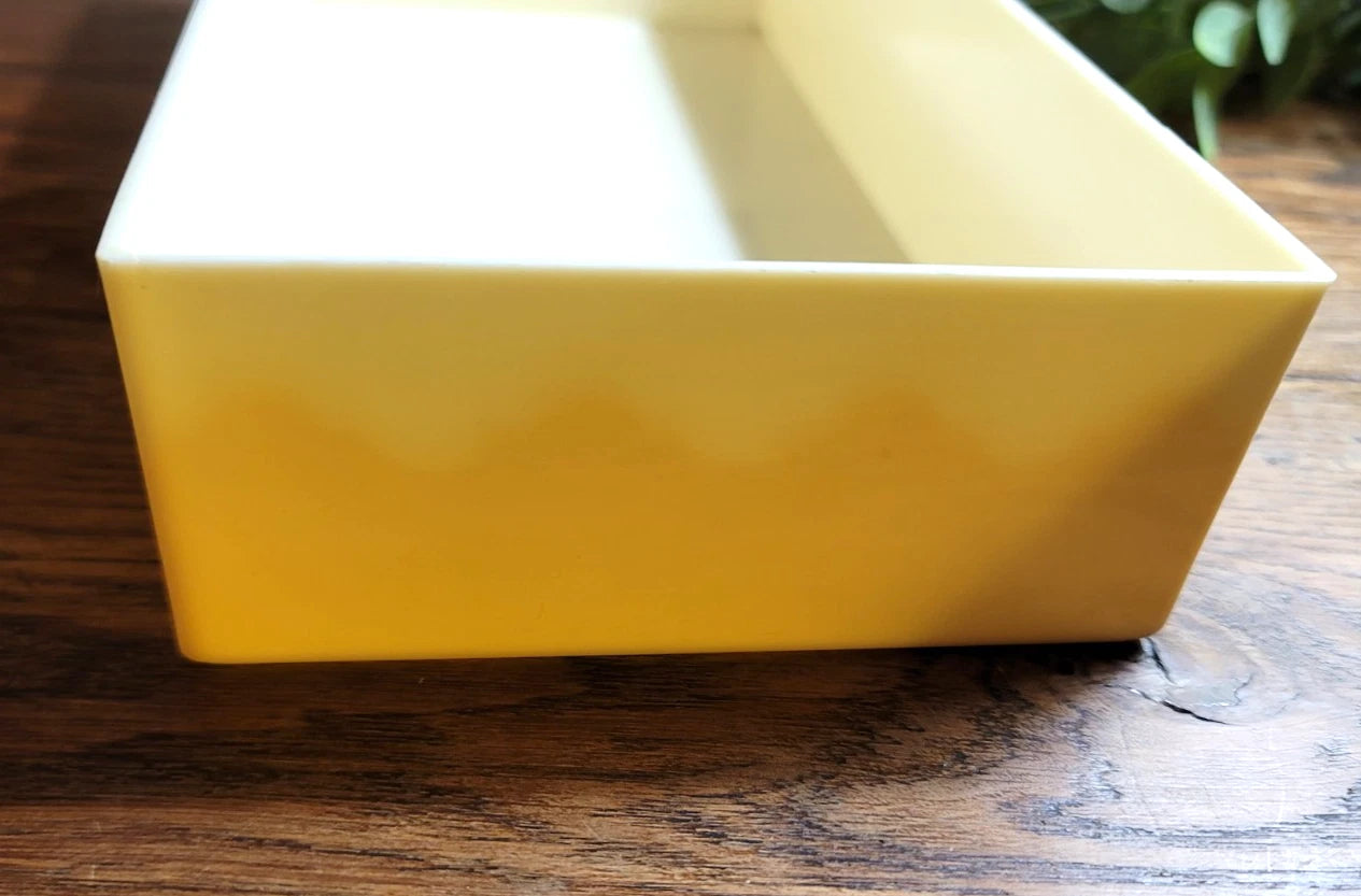 Vintage Retro 60's Amesware Tissue Box Holder w/Lid Solid Yellow Plastic | eBay