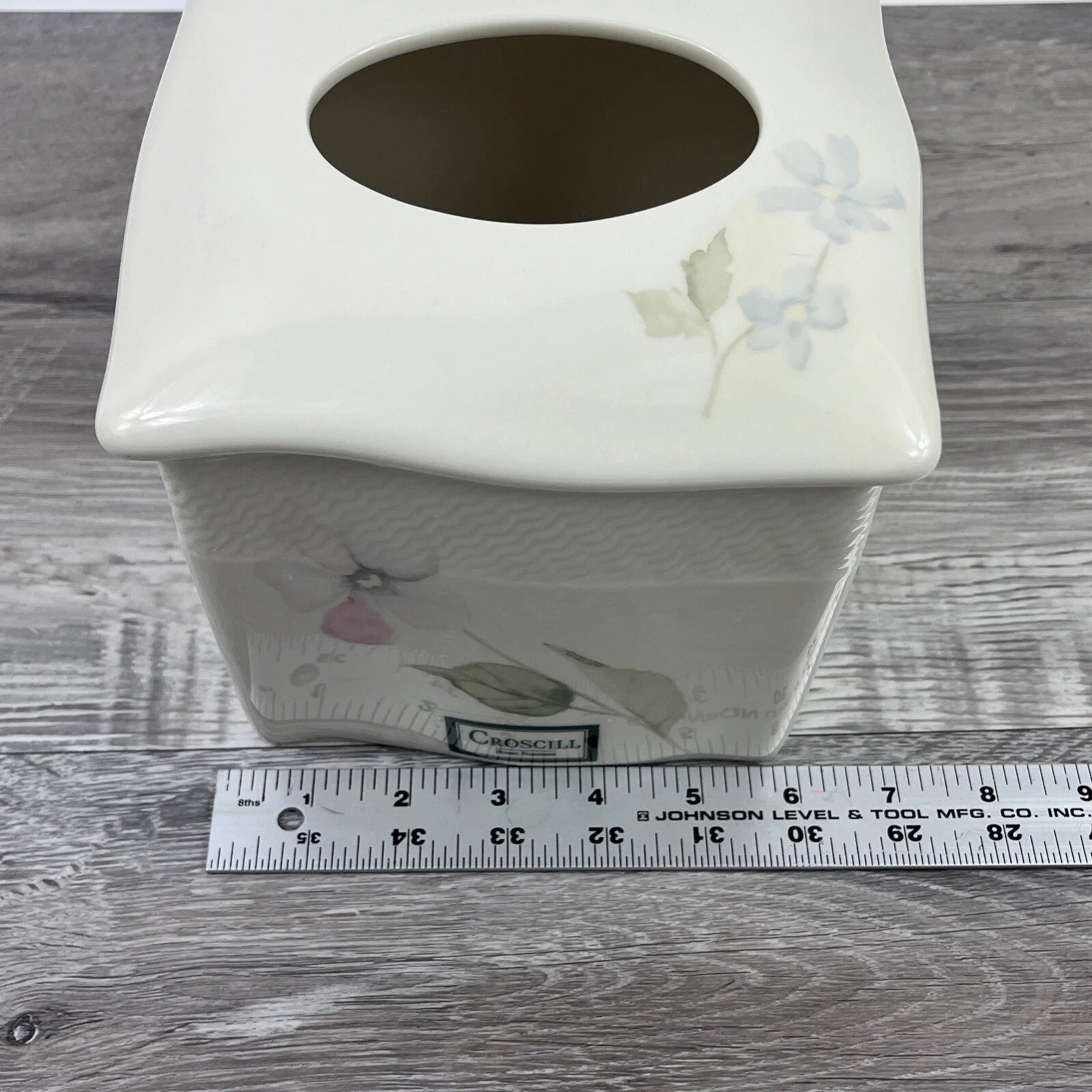 Croscill Forget Me Not Porcelain Tissue Box Cover Floral Linens 'n Things NEW | eBay