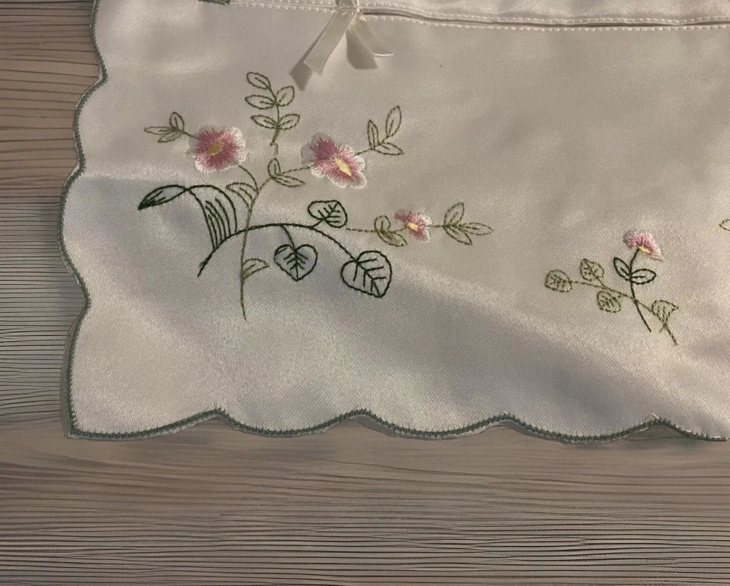 Vintage Tissue Box Cover White Embroidered Floral Design Shiny Silk Looking | eBay