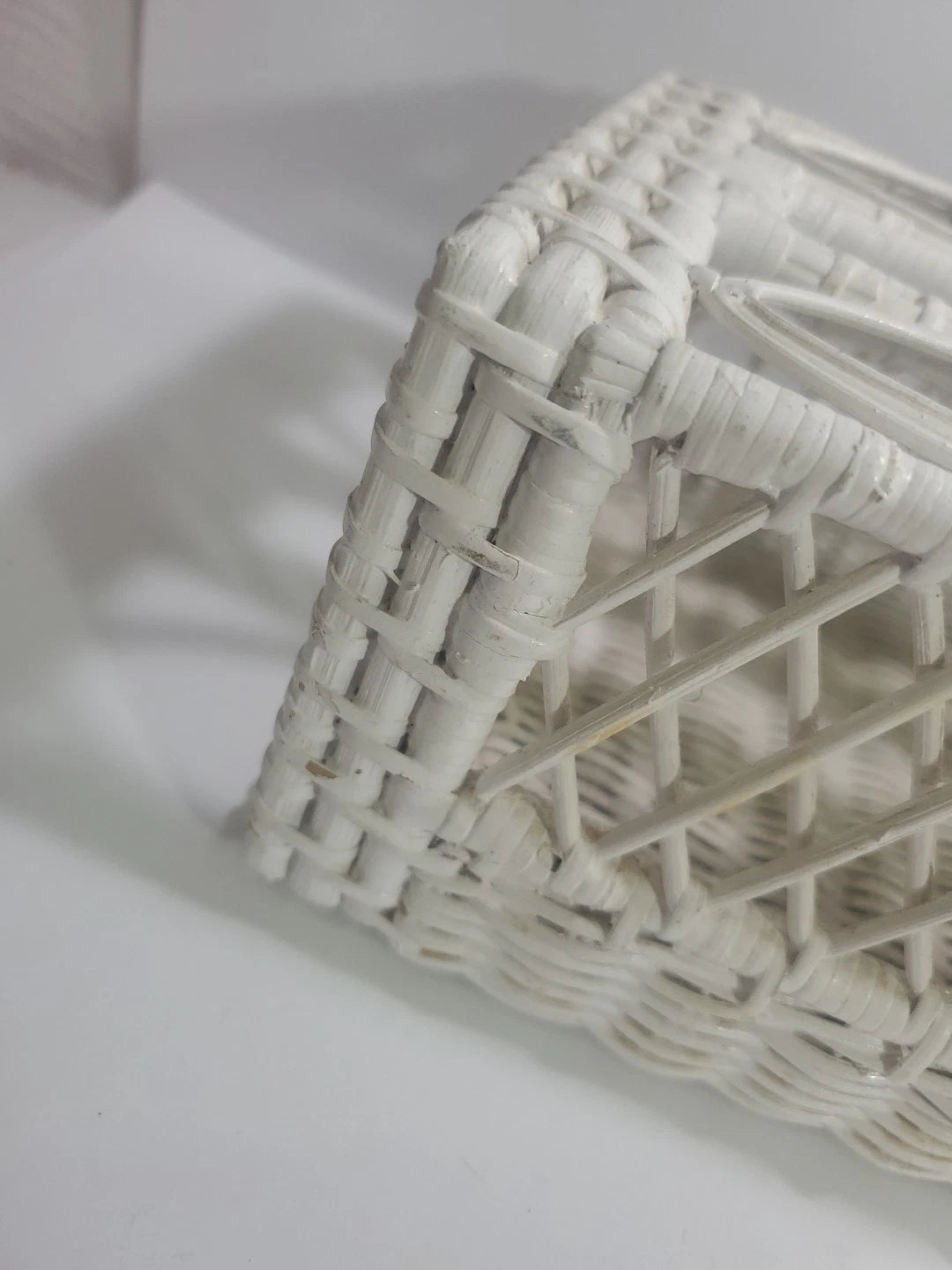 Vintage White Wicker Rattan Tissue Box Holder Cover Shabby Chic Cottage 10x5.5 | eBay
