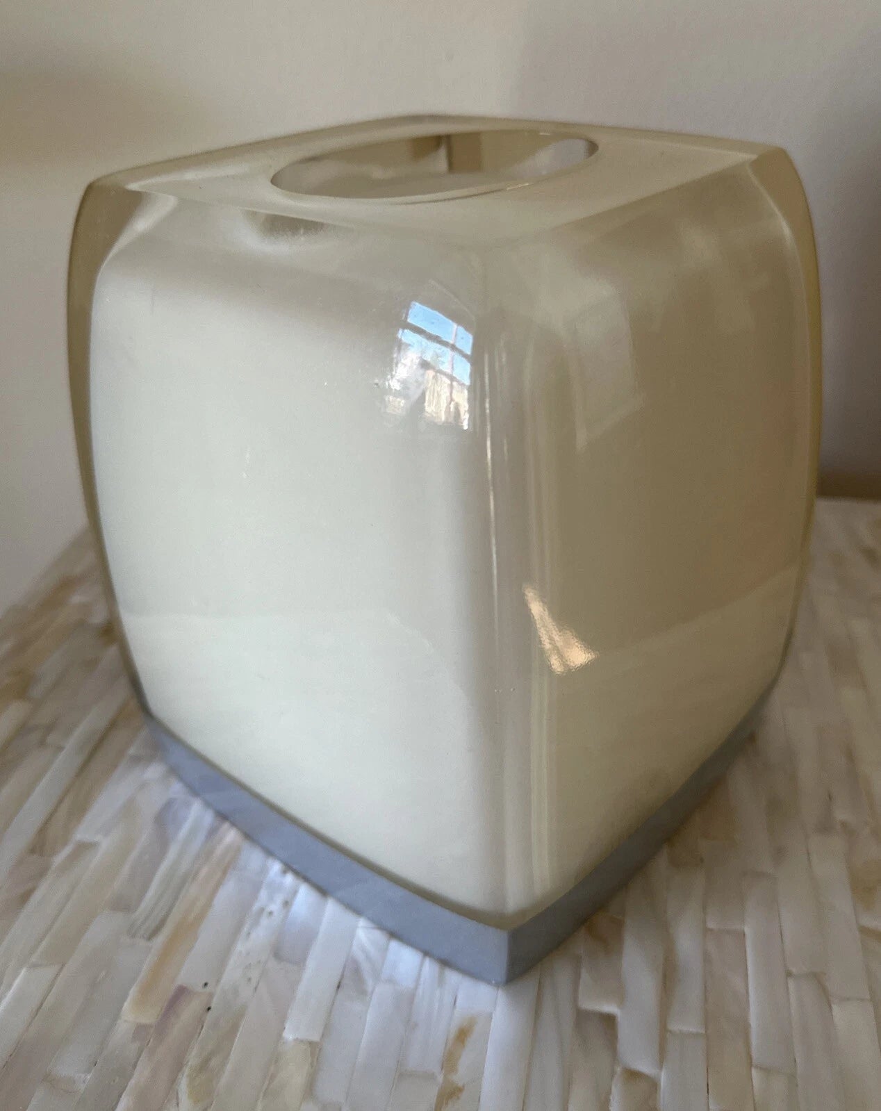 Wamsutta Lucite Acrylic Tissue Box Holder | eBay