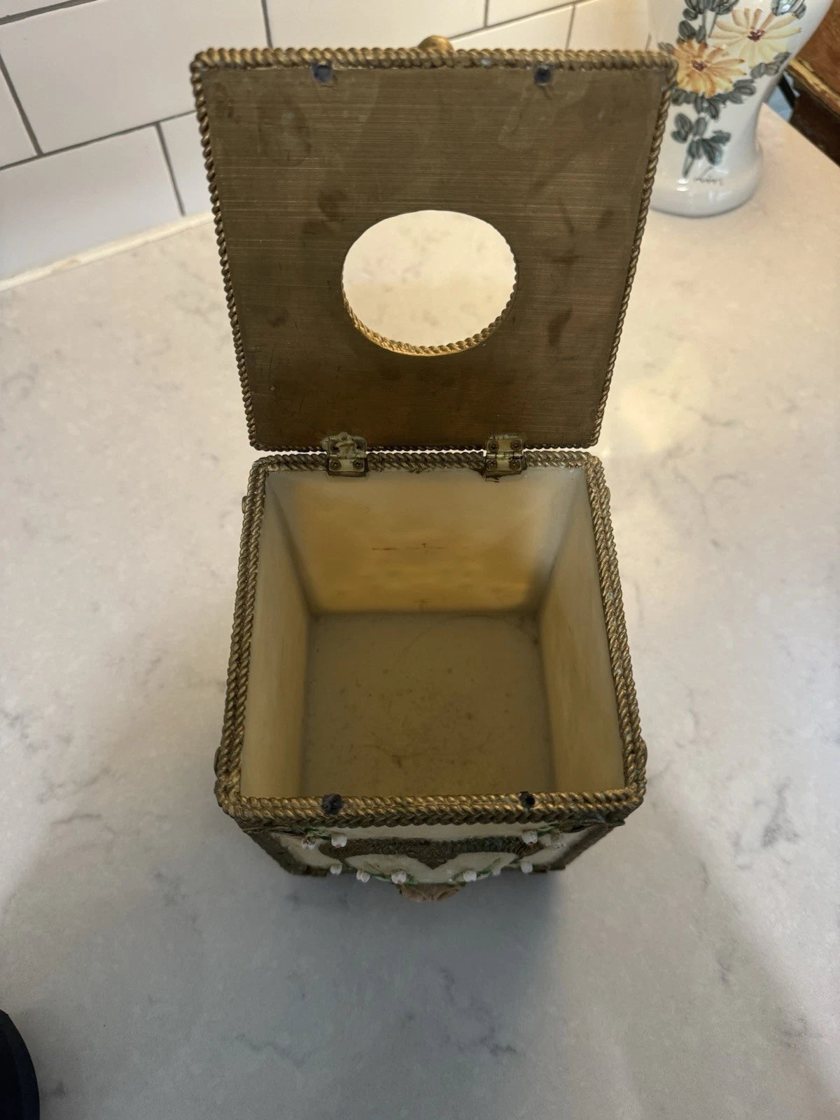 Resin Tissue Box Holder Cover Gold Trim-Flowers-Heart Collection | eBay
