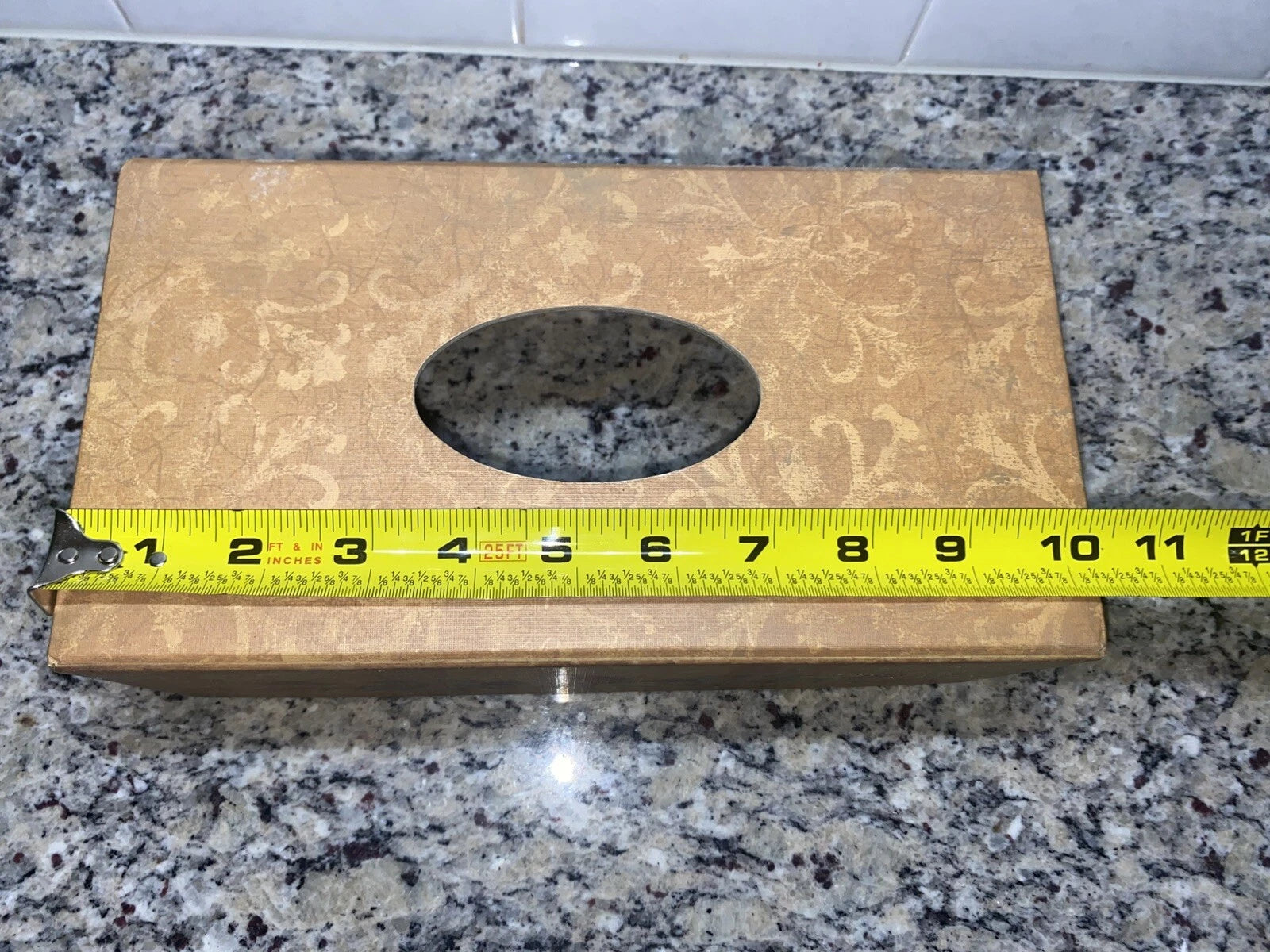 Bob's Boxes “Rosebuds” Tissue Box Cover Holder Susan A Winget Primitive | eBay