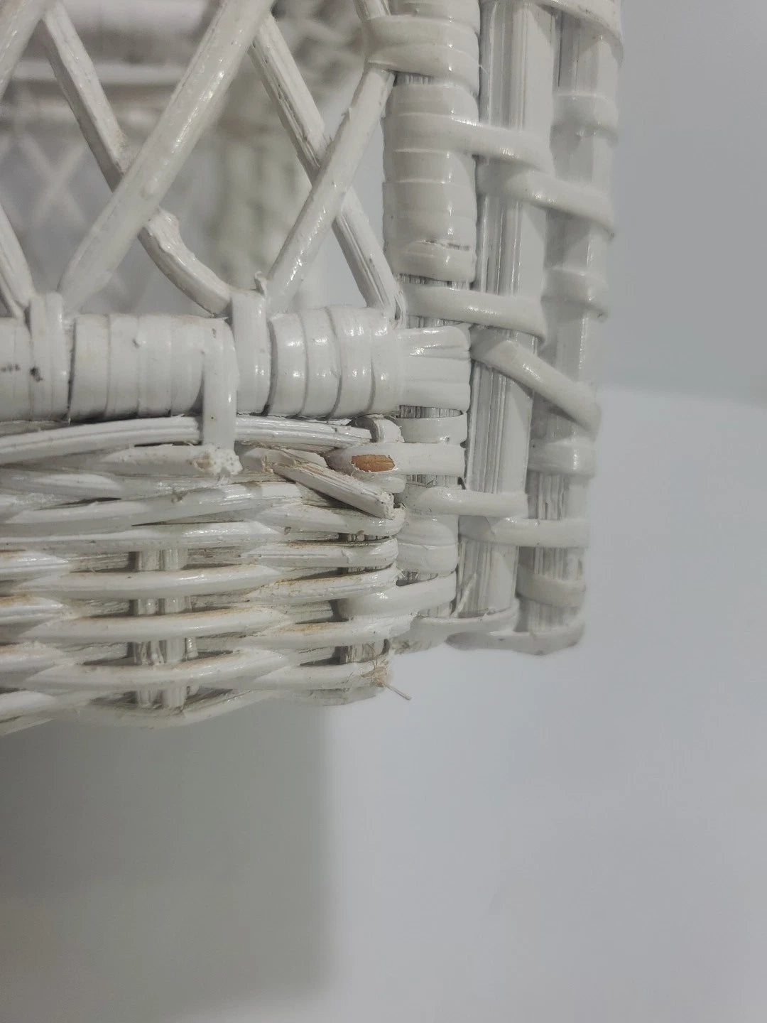 Vintage White Wicker Rattan Tissue Box Holder Cover Shabby Chic Cottage 10x5.5 | eBay