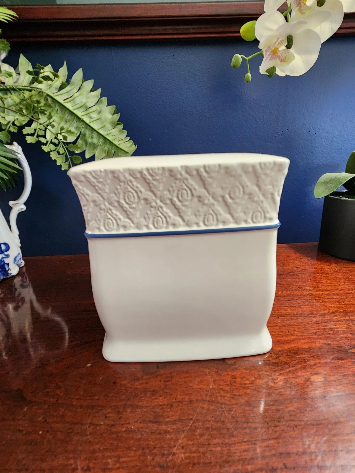 Madison Blue Tissue Box by Dena Home White with blue accent bathroom decor | eBay