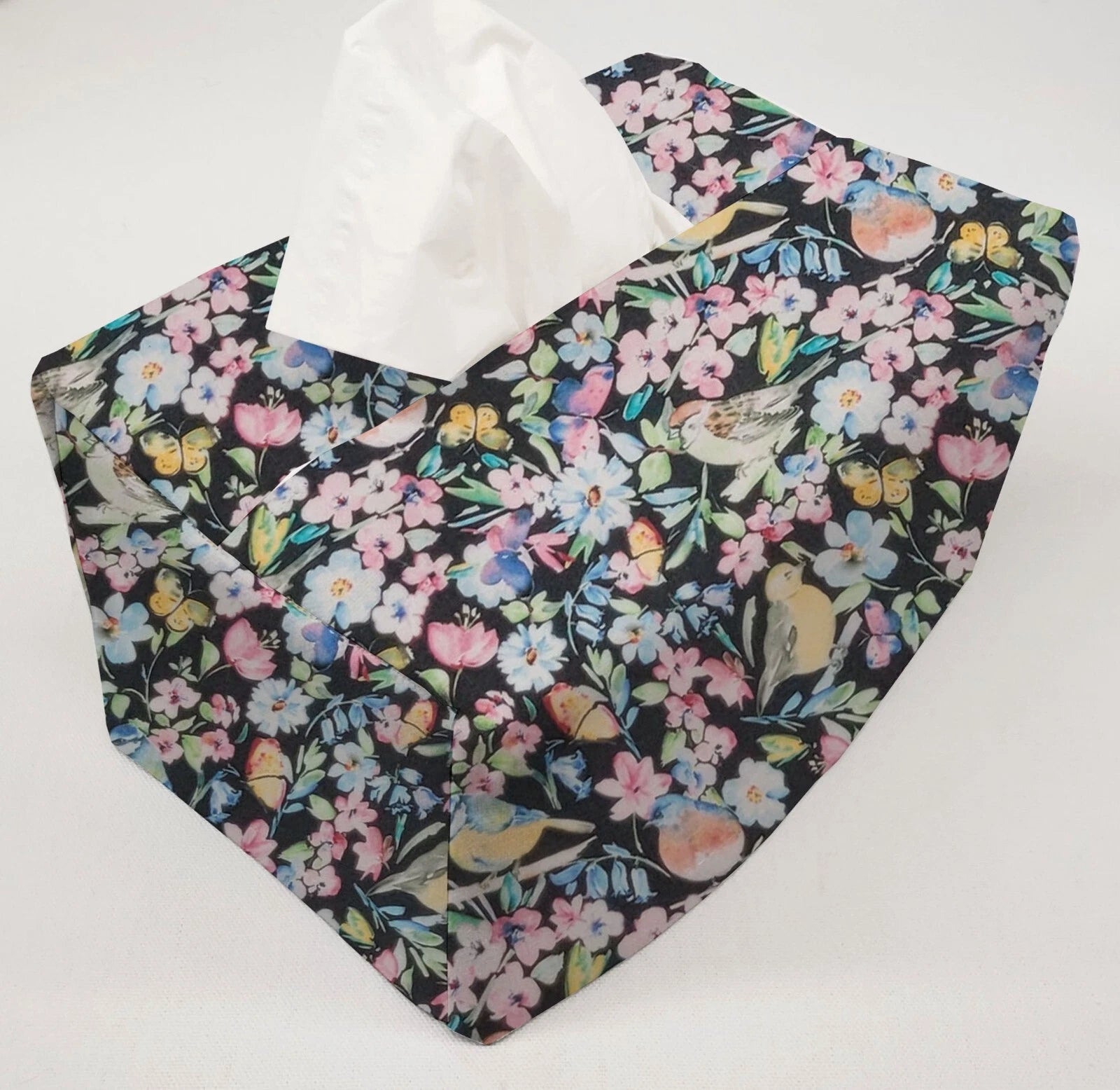 Birds & Butterflies in Blooms Tissue Box Cover (4 Colors Available) | eBay
