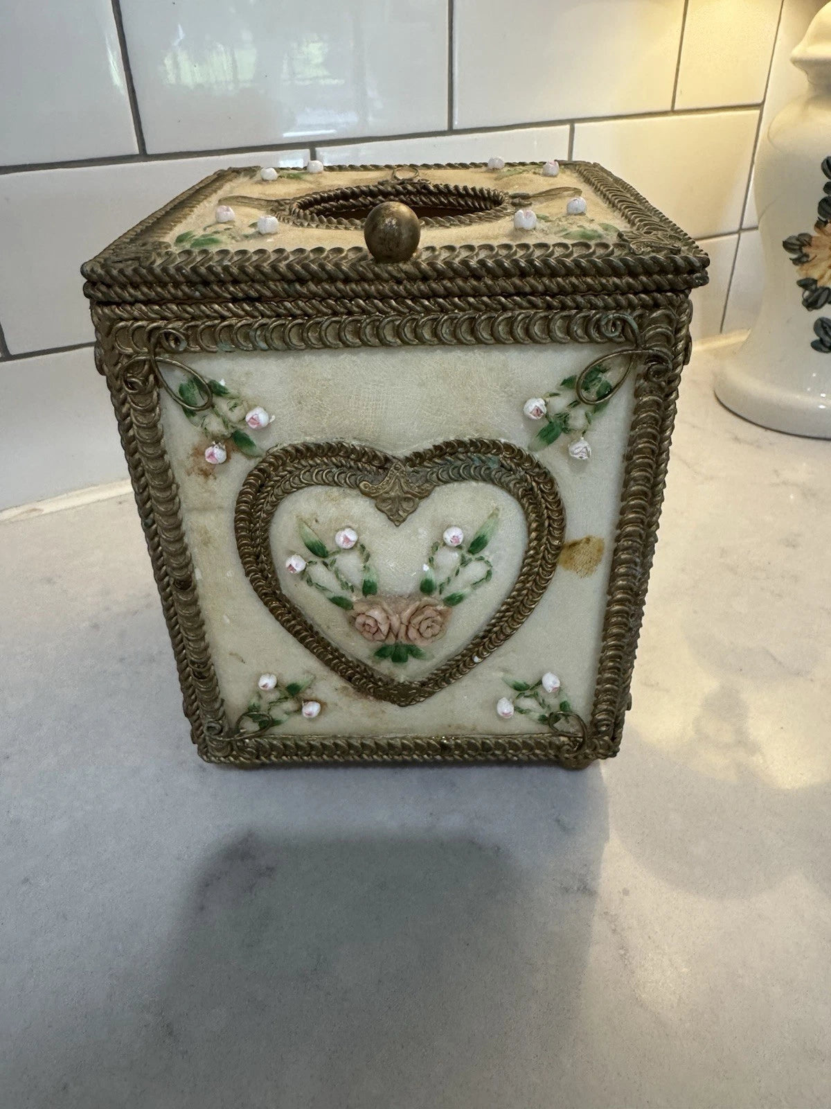 Resin Tissue Box Holder Cover Gold Trim-Flowers-Heart Collection | eBay