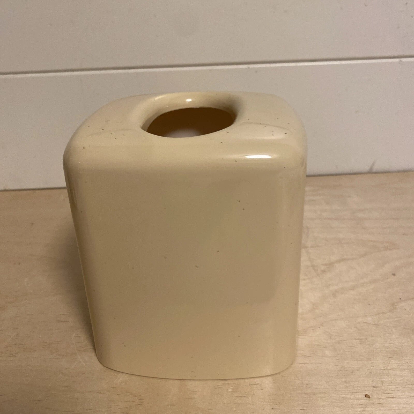 Vintage Springs Ivory Square Plastic Tissue Box Cover Light Scratches Hong Kong | eBay