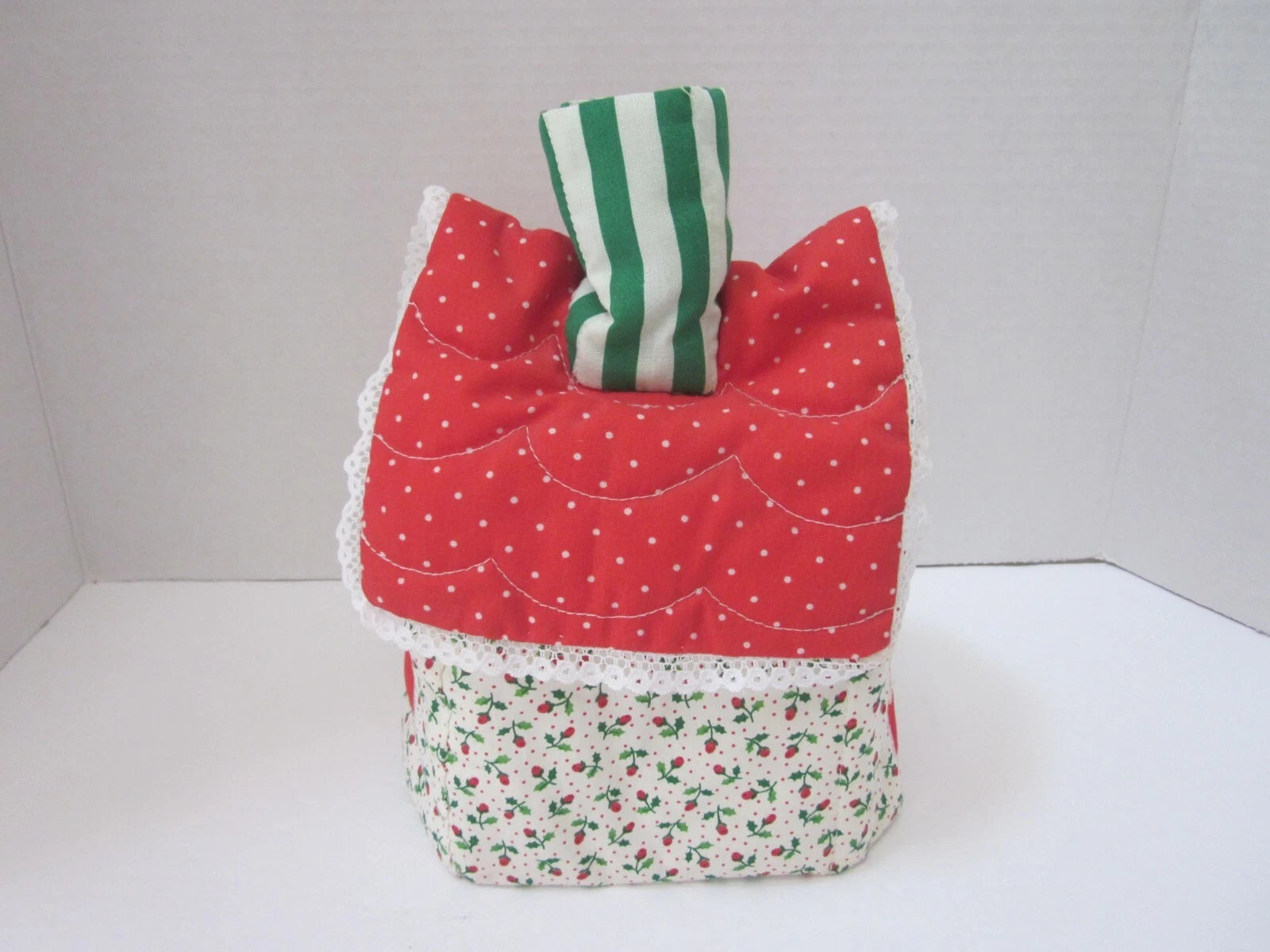 VTG Quilted Cottage House w/ Rose Print Tissue Box Cover KITSCH | eBay