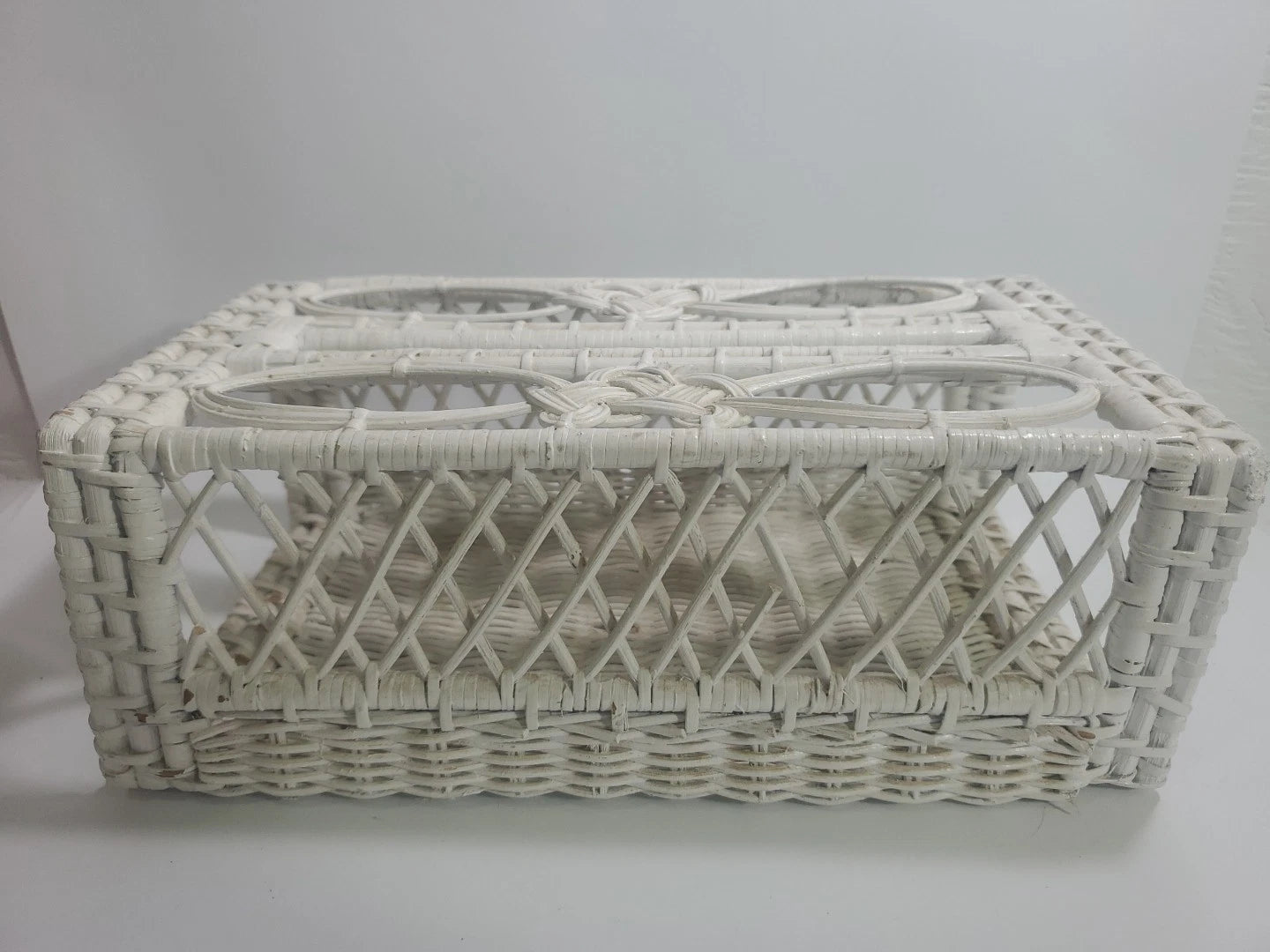 Vintage White Wicker Rattan Tissue Box Holder Cover Shabby Chic Cottage 10x5.5 | eBay
