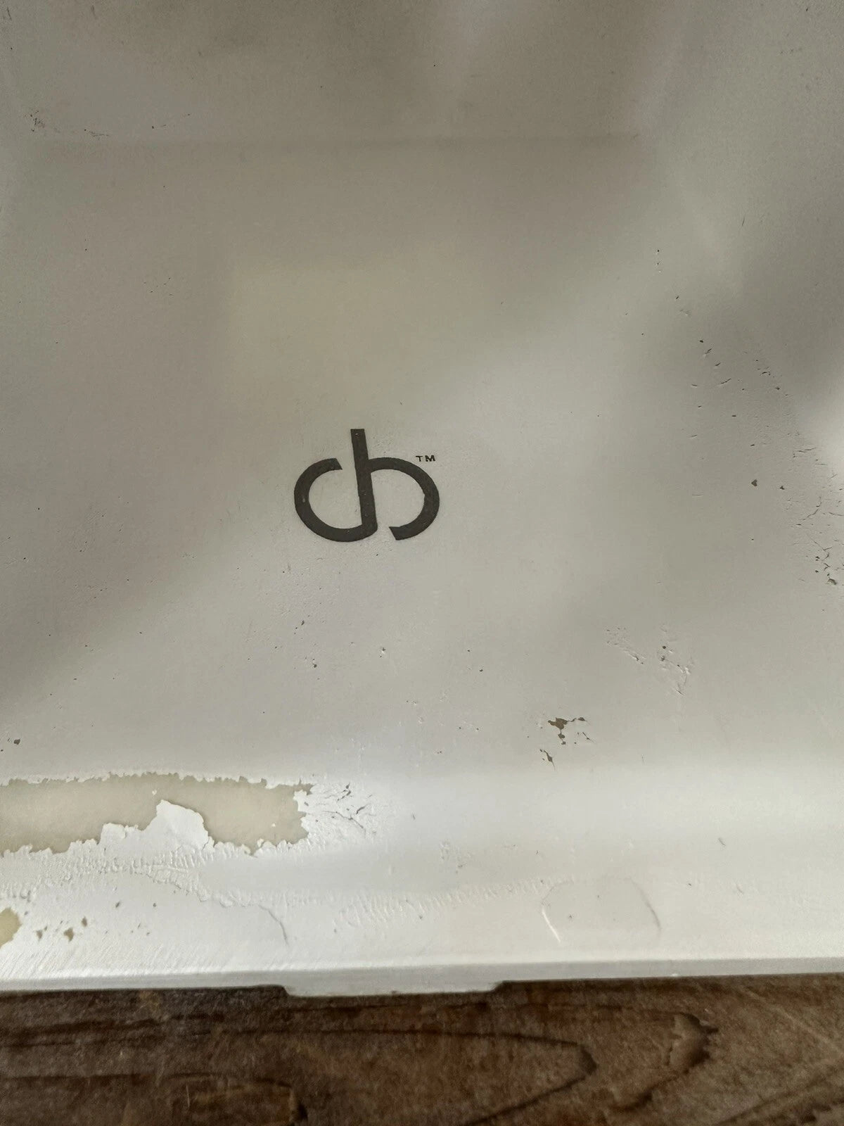 Crate & Barrel Black & White Pagoda Ceramic and Resin Tissue Box Holder | eBay