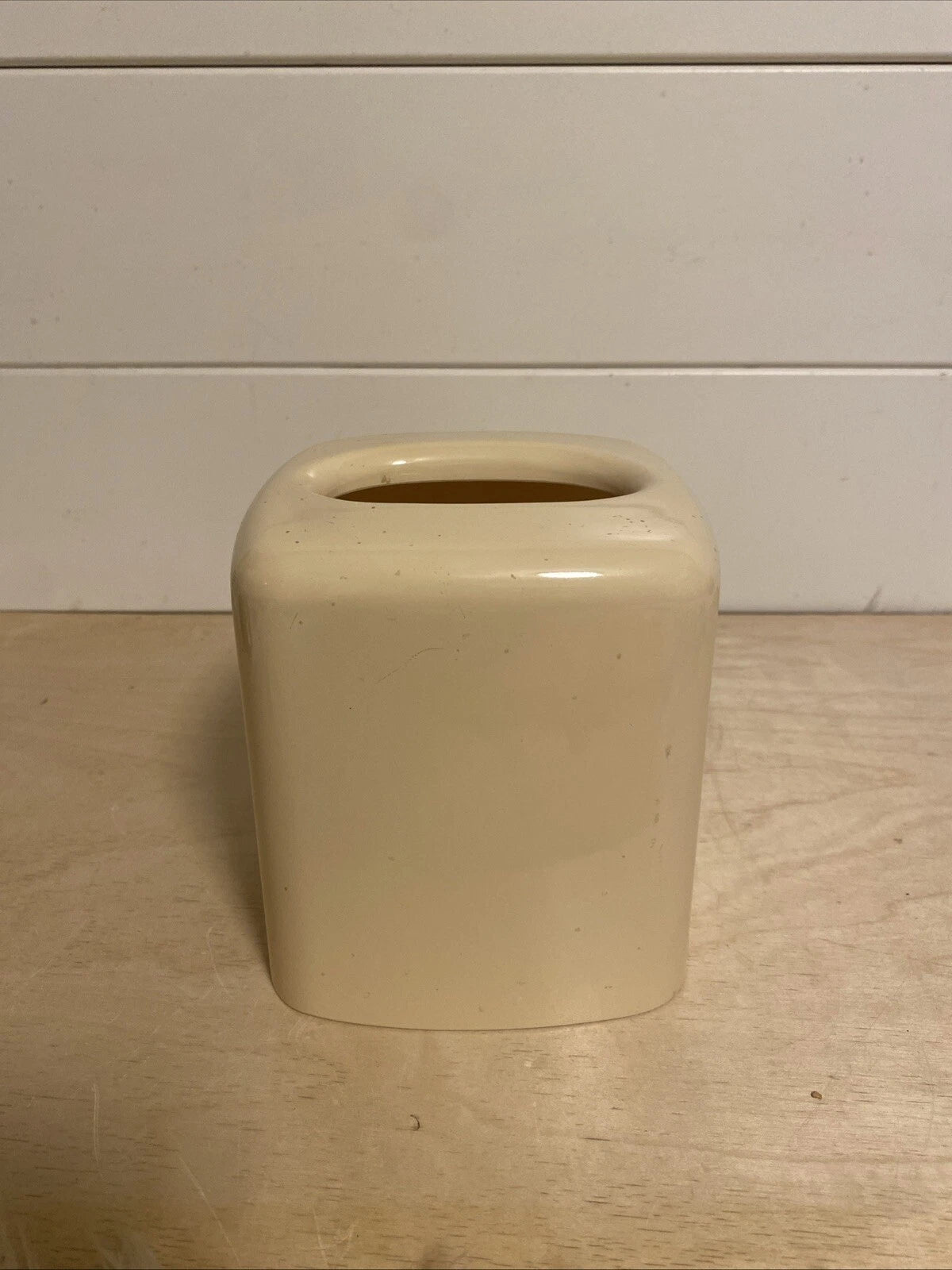 Vintage Springs Ivory Square Plastic Tissue Box Cover Light Scratches Hong Kong | eBay