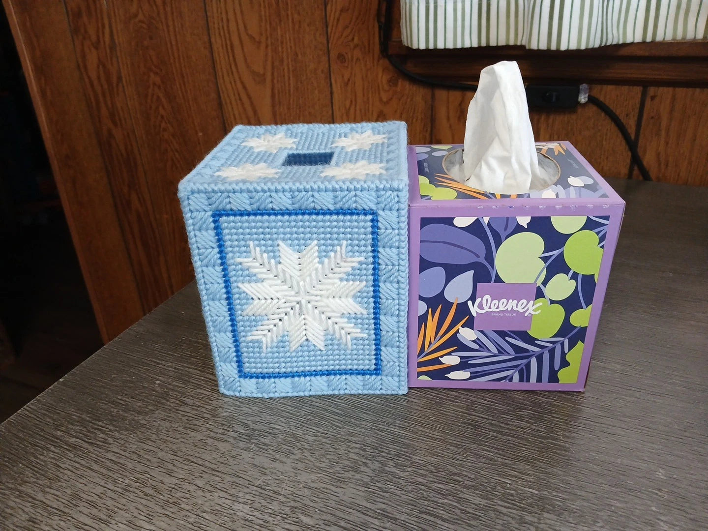 Snowflake Tissue Box Cover, Plastic Canvas | eBay