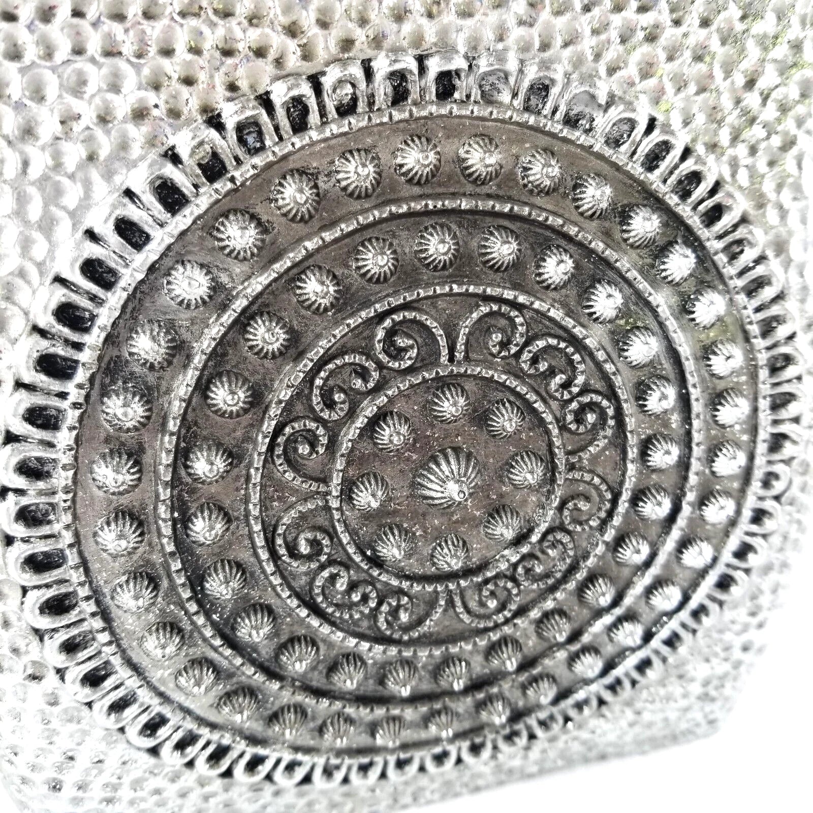 Home Tissue Box Cover Silver Design Mondala 5.5" Nicole Miller | eBay