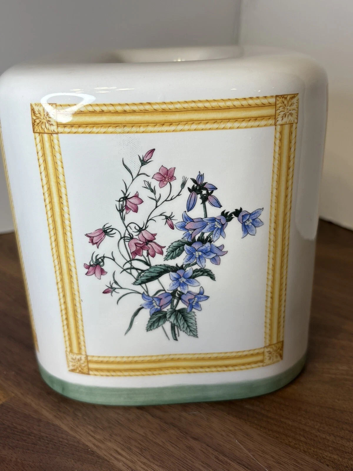 Croscill Home Fashion Tissue Box Holder - Botanical Gardens Ceramic Tissue | eBay