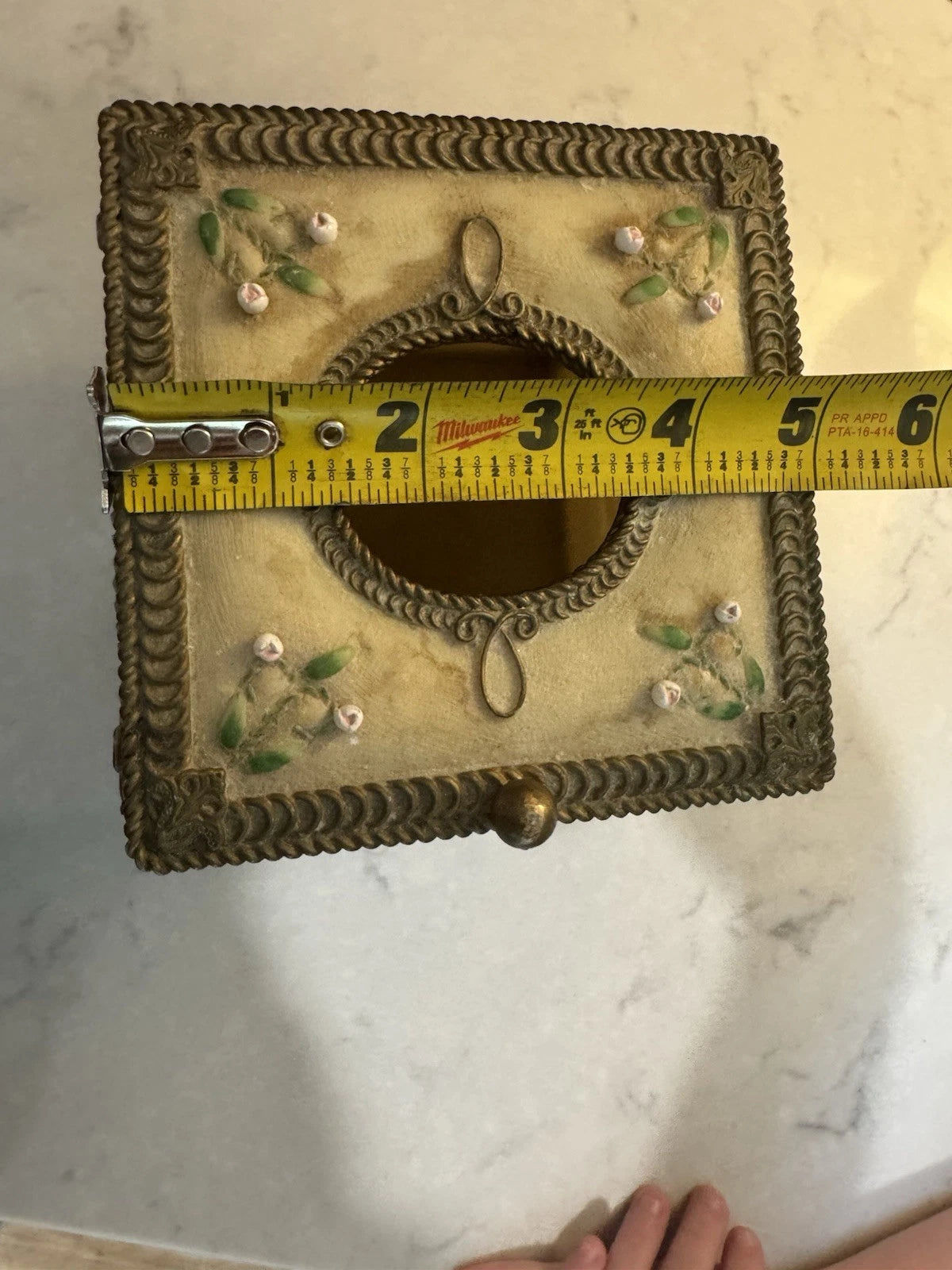 Resin Tissue Box Holder Cover Gold Trim-Flowers-Heart Collection | eBay