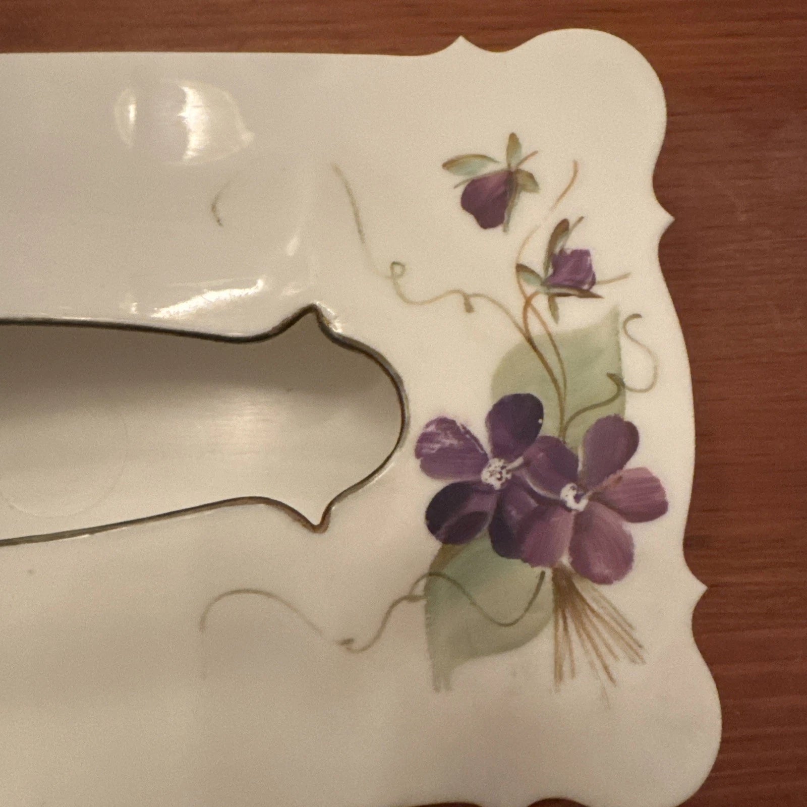 Vintage Schwarz Brothers Hinged Plastic Tissue Box - With Purple Flowers Violet | eBay