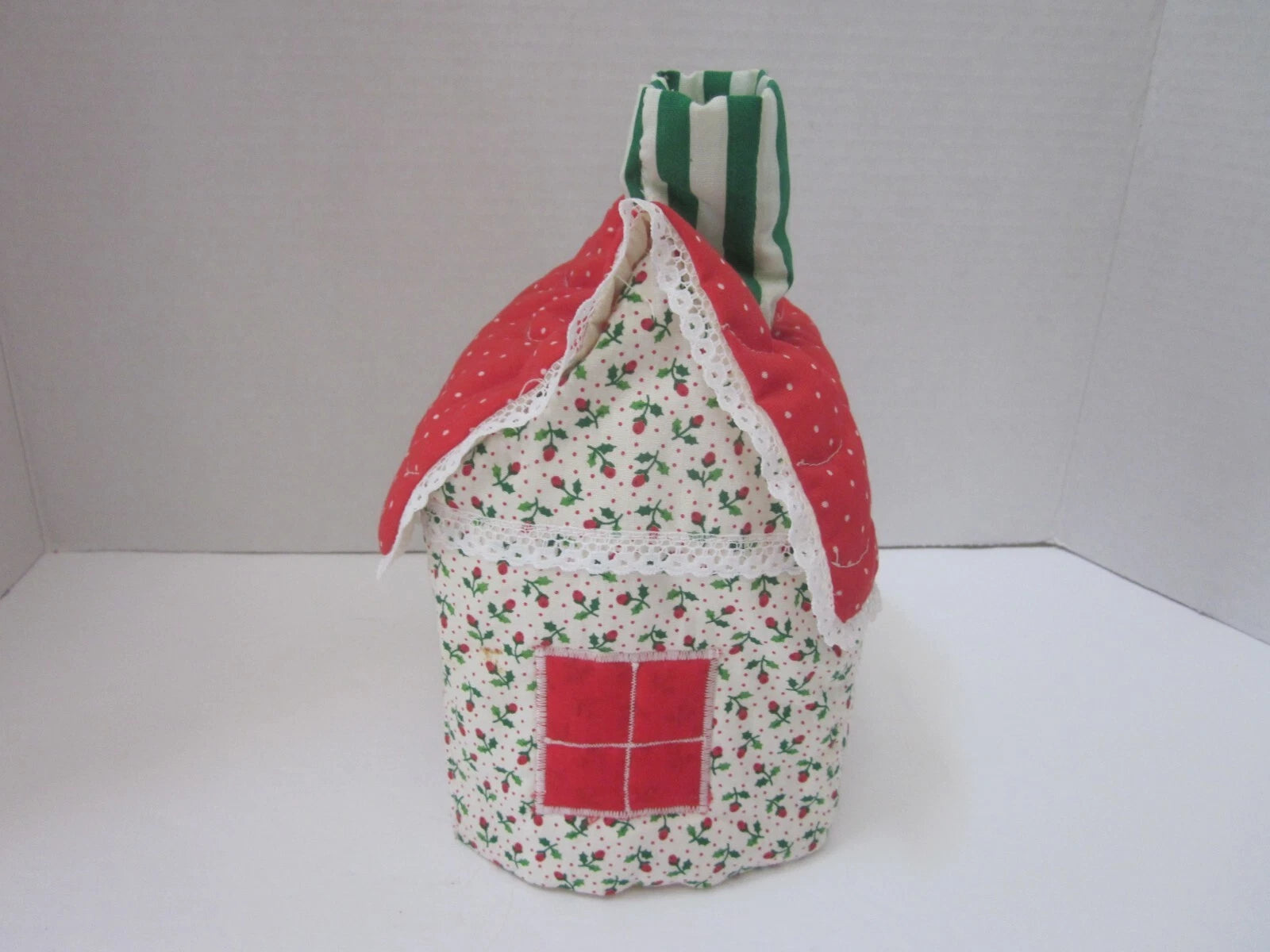 VTG Quilted Cottage House w/ Rose Print Tissue Box Cover KITSCH | eBay