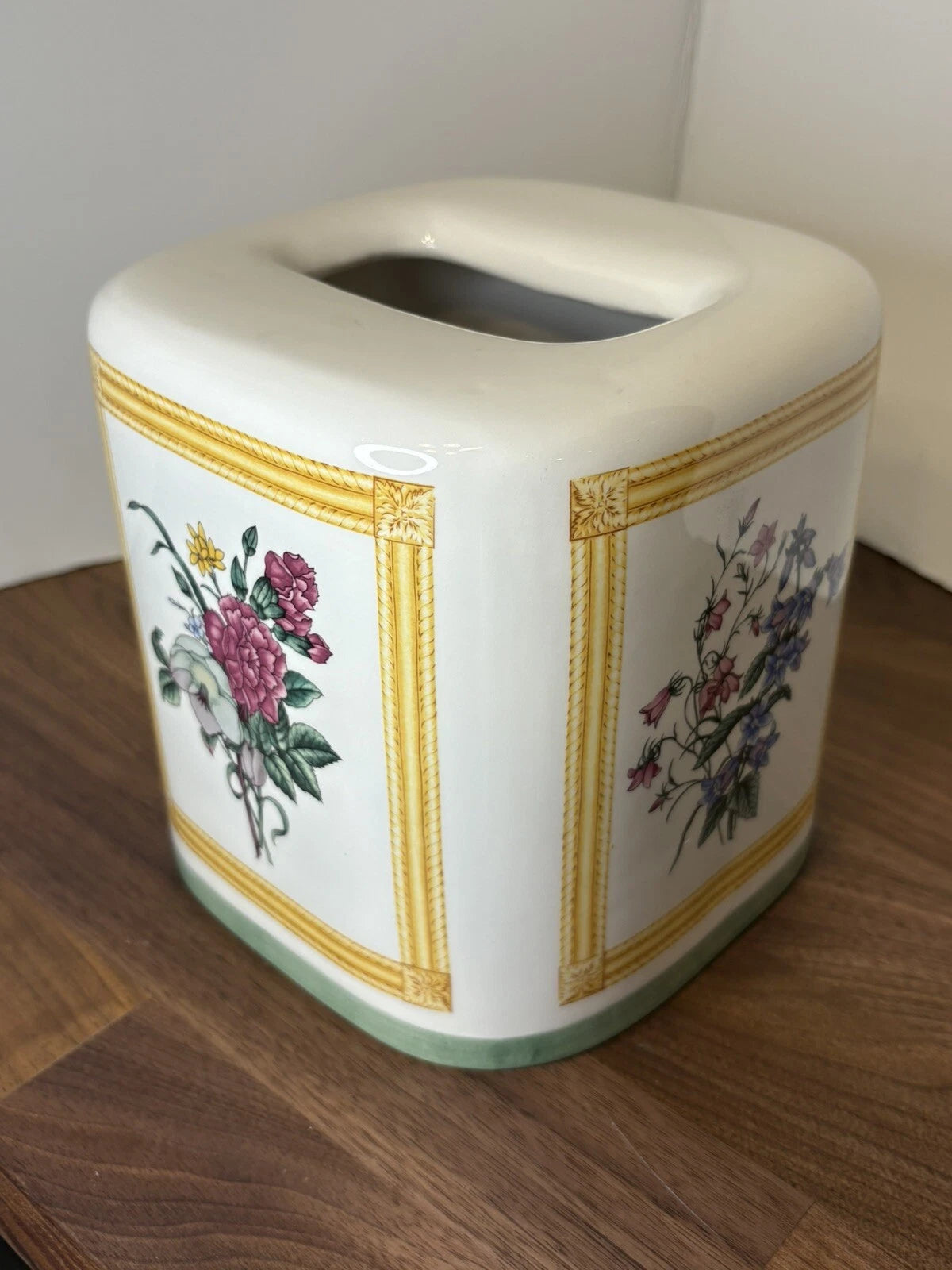Croscill Home Fashion Tissue Box Holder - Botanical Gardens Ceramic Tissue | eBay