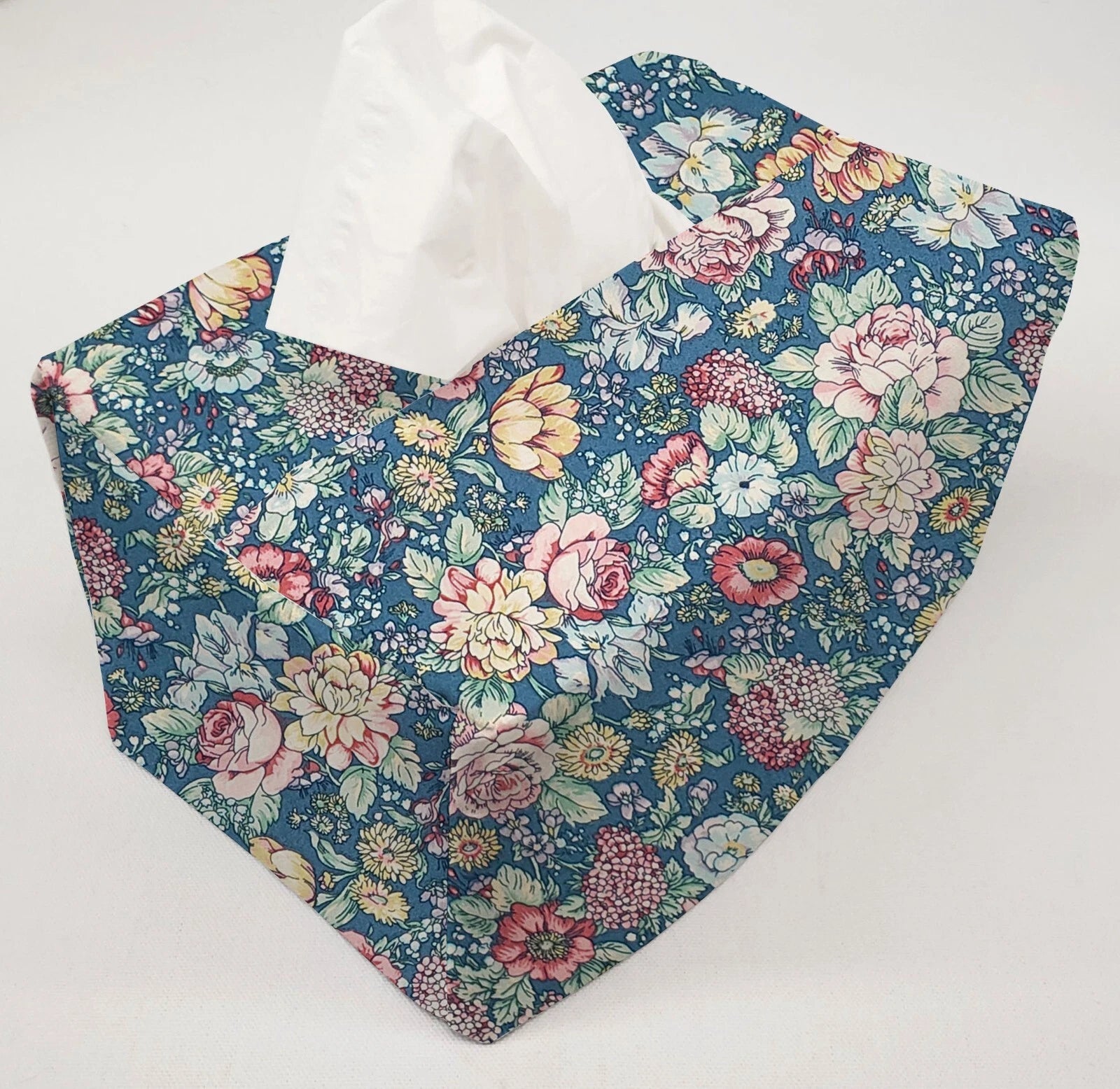 Rose Garden Tissue Box Cover (3 Colors Available) | eBay