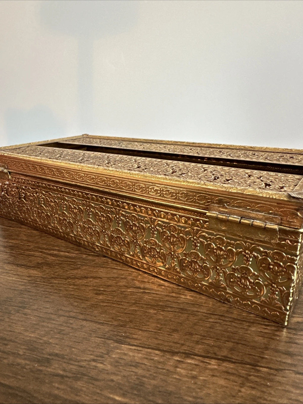 Vintage Ornate Hollywood Regency Floral Filigree Tissue Box MCM Metal Gold Retro | eBay