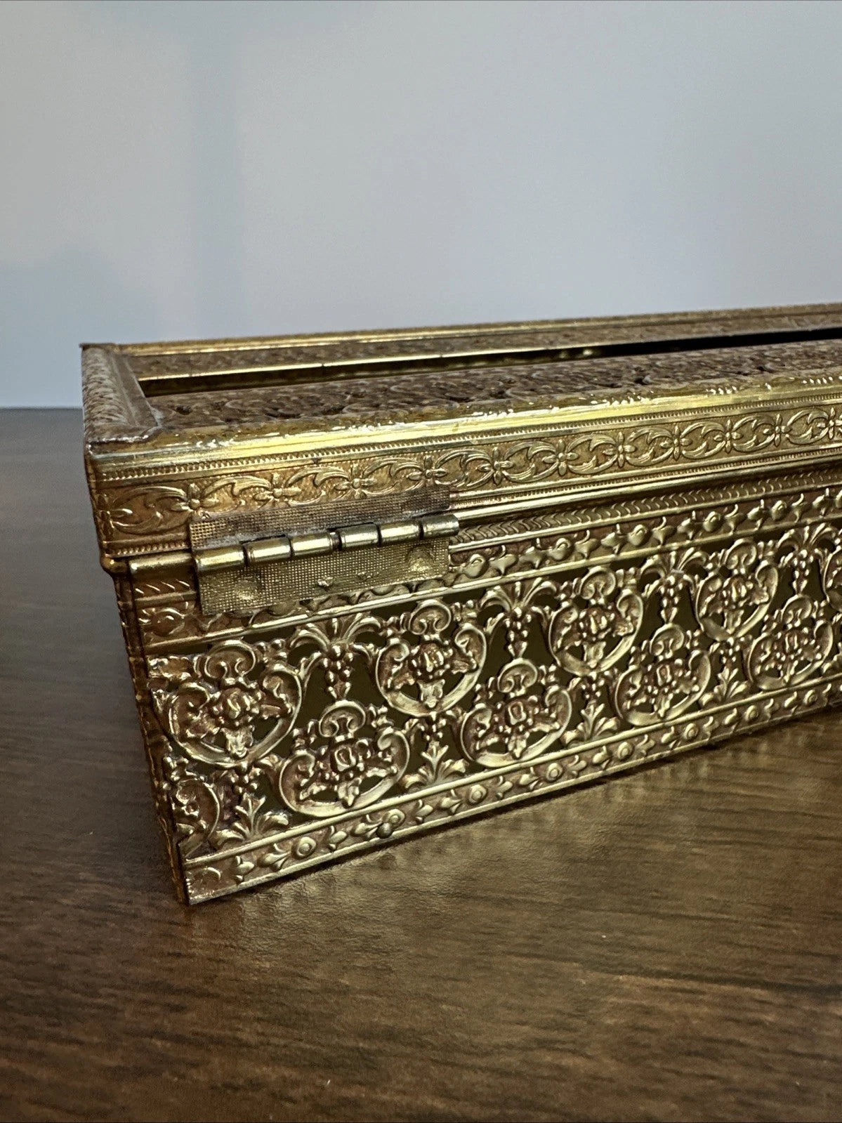 Vintage Ornate Hollywood Regency Floral Filigree Tissue Box MCM Metal Gold Retro | eBay