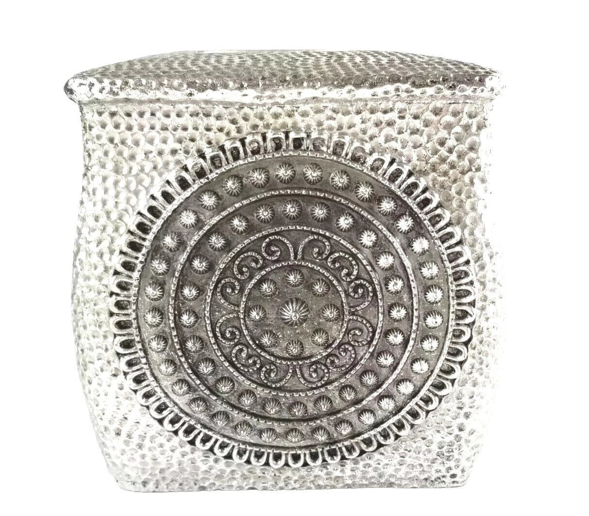 Home Tissue Box Cover Silver Design Mondala 5.5" Nicole Miller | eBay