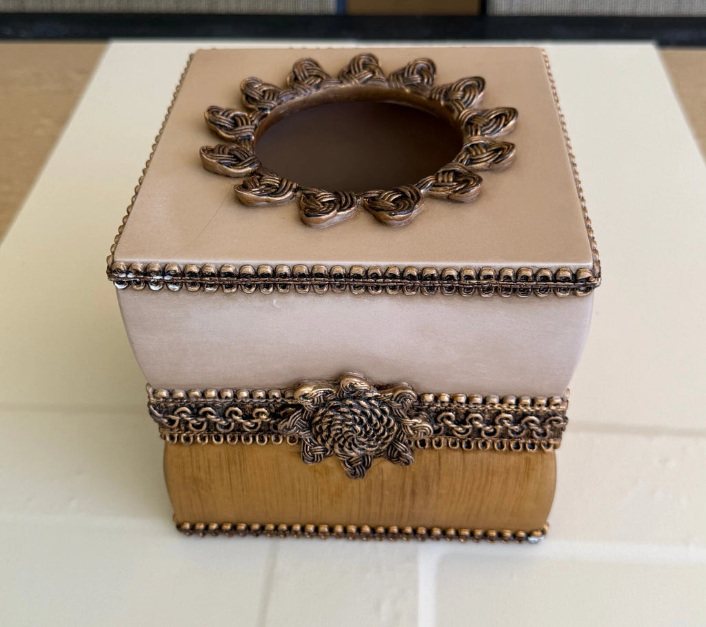AVANTI LINENS ELEGANT TISSUE BOX COVER. BATHROOM DECOR | eBay