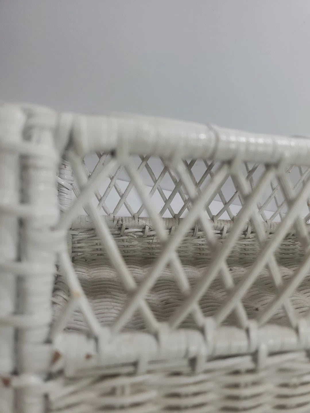 Vintage White Wicker Rattan Tissue Box Holder Cover Shabby Chic Cottage 10x5.5 | eBay