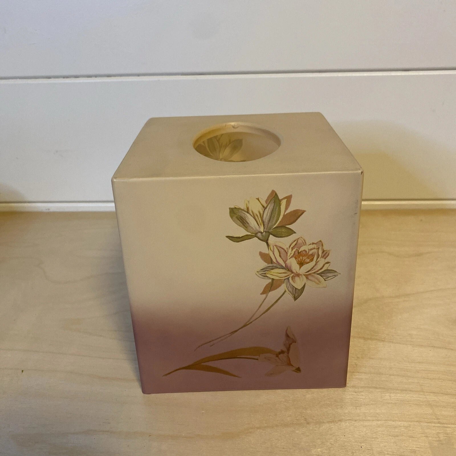 Acrylic Tissue Box Cover/ Lid Croscill Home Ridgewood Floral Design E.C. | eBay