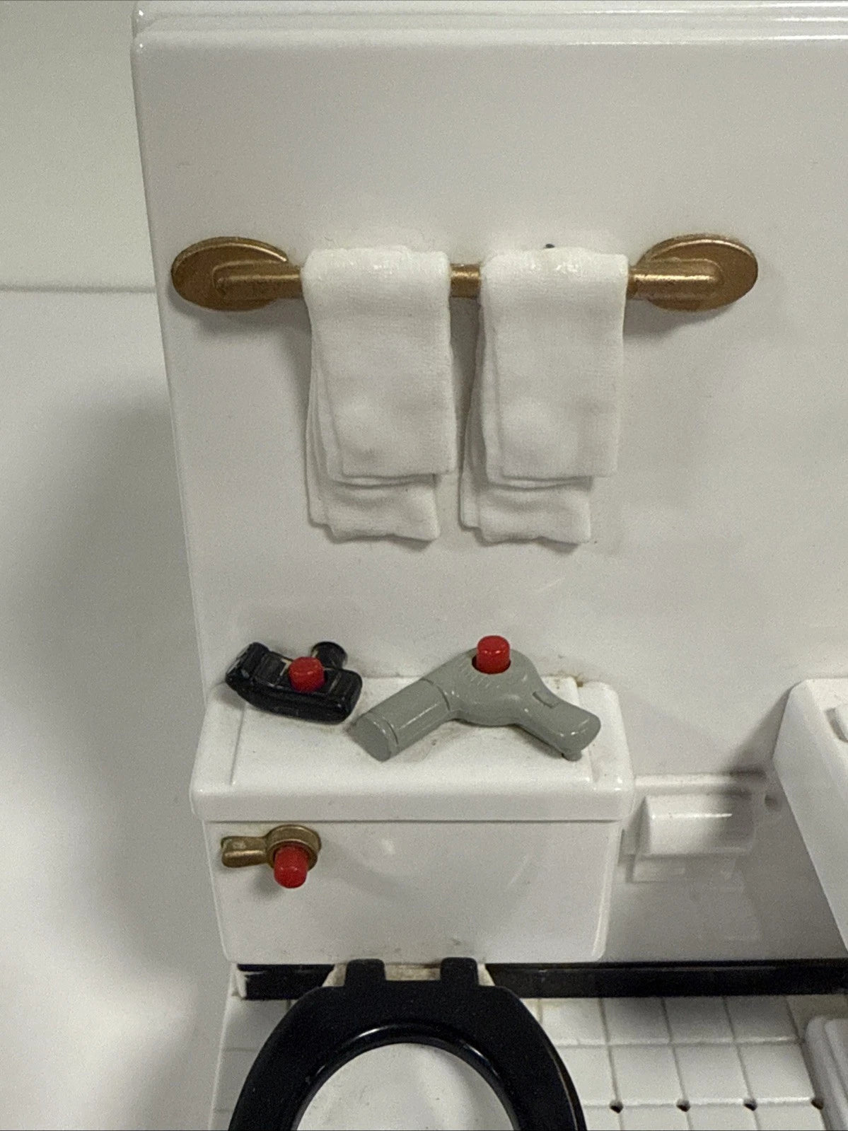 1995 Fun-Damental Too Novelty Mini Bathroom Tissue Holder Sounds Gag PrankGift | eBay